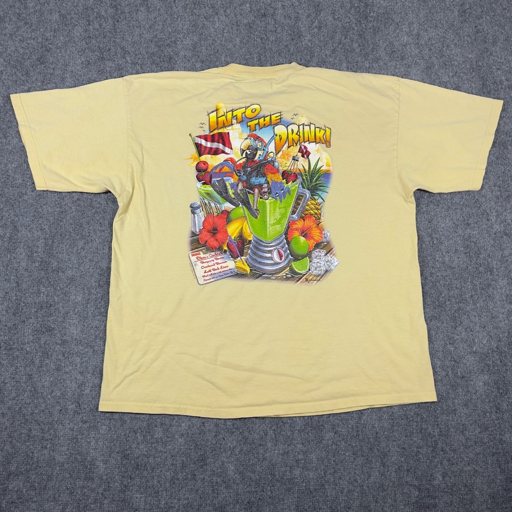 Caribbean Soul Into The Drink Parrot T-Shirt Mens XX-Large Yellow Graphic Tee